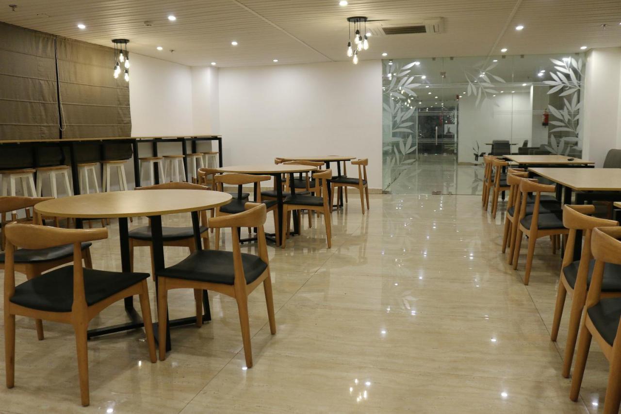 Sm Hives Hotel Bhubaneswar Ngoại thất bức ảnh