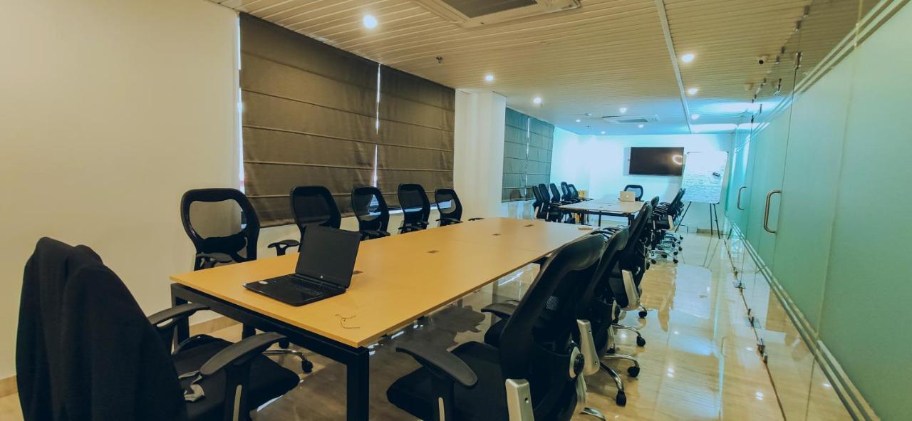 Sm Hives Hotel Bhubaneswar Ngoại thất bức ảnh